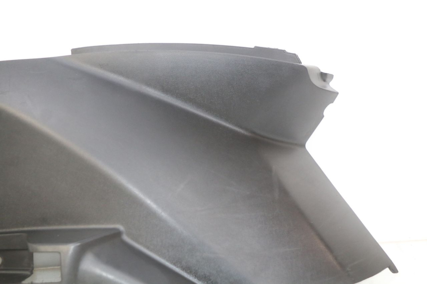 photo de TAPA DEBAJO DEL ASIENTO DERECHO PEUGEOT CITYSTAR AIR 125 (2014 - 2017)