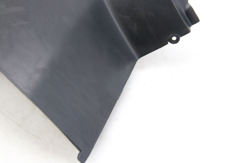 photo de TAPA BAJO EL ASIENTO DERECHO PEUGEOT CITYSTAR 125 (2011 - 2017)