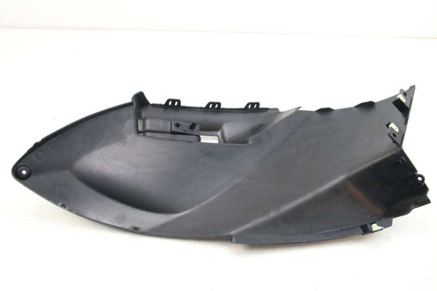 photo de TAPA BAJO EL ASIENTO DERECHO PEUGEOT CITYSTAR 125 (2011 - 2017)