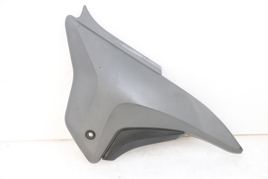 photo de TAPA BAJO ASIENTO DERECHO KSR CODE 125 (2018 - 2020) - Vista principal