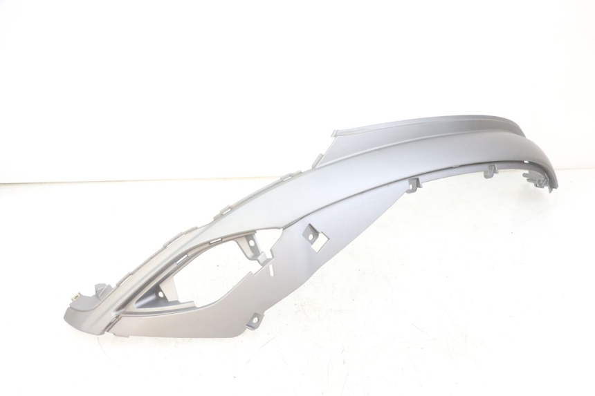 photo de TAPA BAJO EL ASIENTO DERECHO SYM FIDDLE 3 III 125 (2014 - 2020)