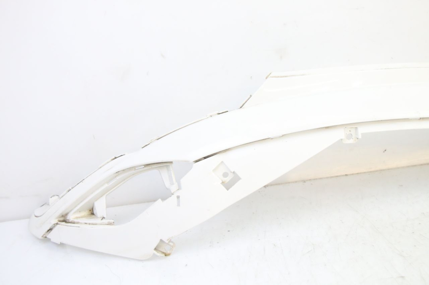 photo de TAPA BAJO EL ASIENTO DERECHO SYM FIDDLE 3 III 125 (2014 - 2020)