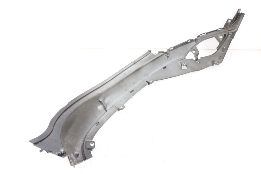 photo de TAPA BAJO ASIENTO DERECHO SYM FIDDLE 3 III 50 (2014 - 2020)