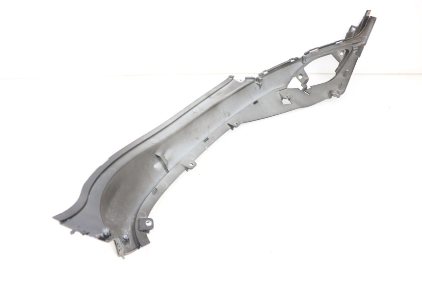 photo de TAPA BAJO ASIENTO DERECHO SYM FIDDLE 3 III 50 (2014 - 2020)