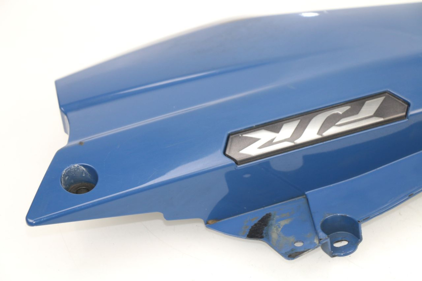 photo de TAPA BAJO ASIENTO DERECHO YAMAHA FJR ABS 1300 (2006 - 2012)