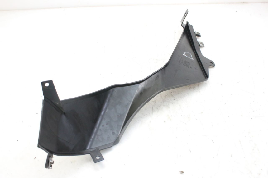 photo de TAPA BAJO EL ASIENTO DERECHO DERBI GPR 50 (2004 - 2009)