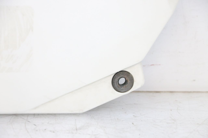 photo de TAPA BAJO ASIENTO DERECHO KAWASAKI GPX R WARBIRD 600 (1988 - 1993) - Recambio usado revisado