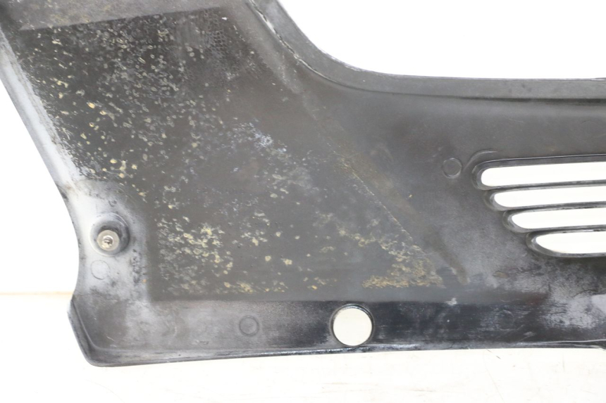 photo de TAPA BAJO ASIENTO DERECHO HONDA CBR F 1000 (1993 - 1996)