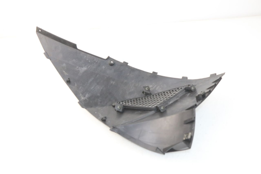 photo de TAPA BAJO ASIENTO DERECHO KEEWAY PIXEL 50 (2008 - 2011)