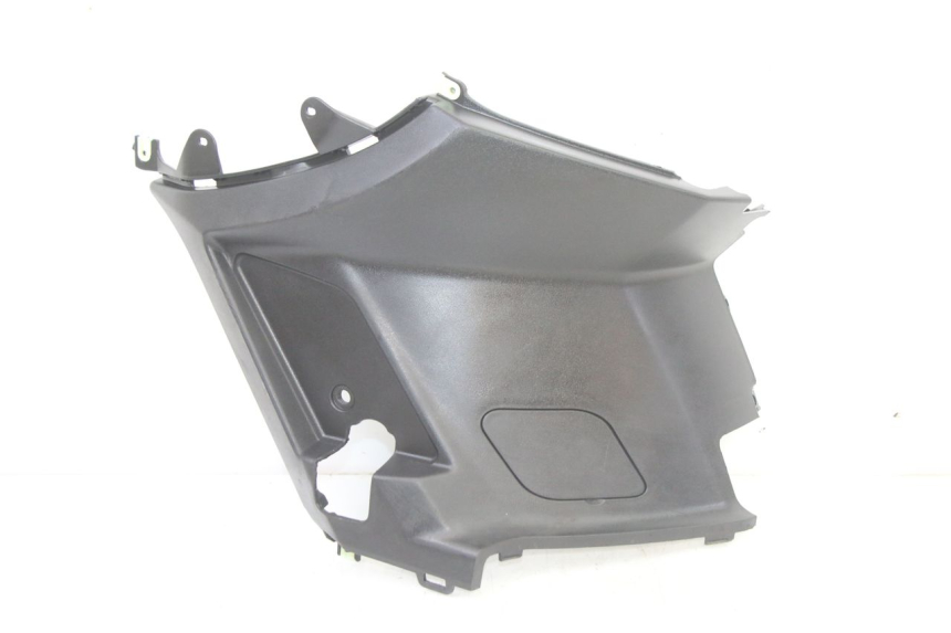 photo de TAPA BAJO EL ASIENTO DERECHO. PEUGEOT KISBEE 2T 50 (2010 - 2017)