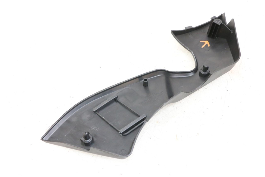 photo de TAPA BAJO ASIENTO DERECHO KYMCO K-PW K-PIPE 50 (2012 - 2017)