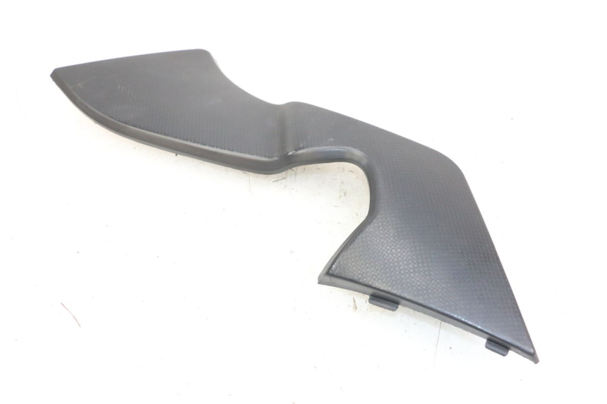photo de TAPA BAJO ASIENTO DERECHO KYMCO K-PW K-PIPE 50 (2012 - 2017)
