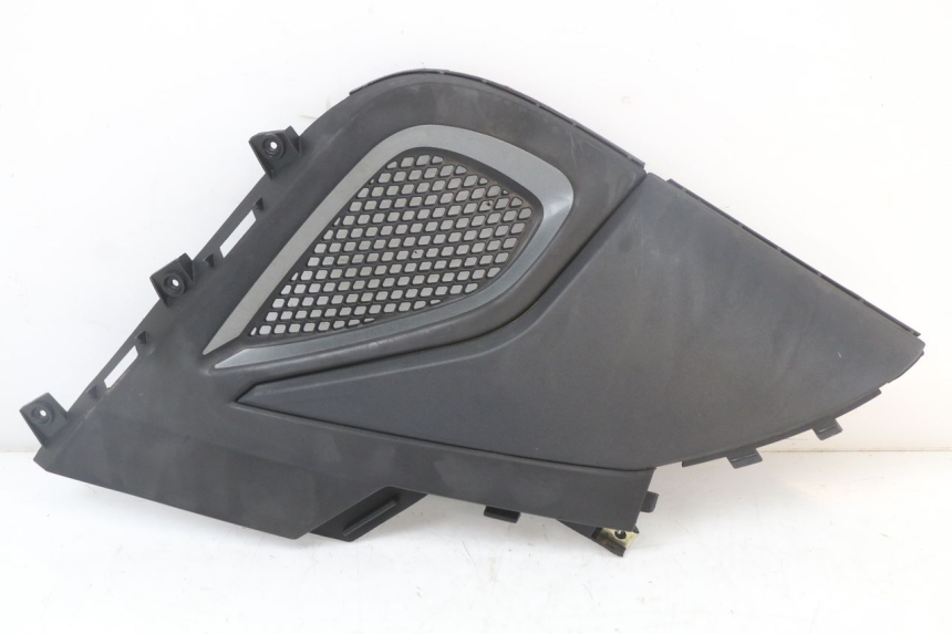 photo de TAPA BAJO ASIENTO DERECHO KYMCO SUPER 8 4T 50 (2018 - 2020)