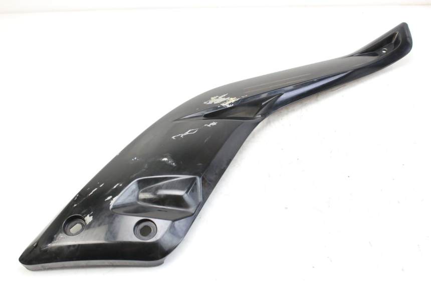 photo de TAPA BAJO EL ASIENTO DERECHO MBK SKYCRUISER 125 (2010 - 2013)