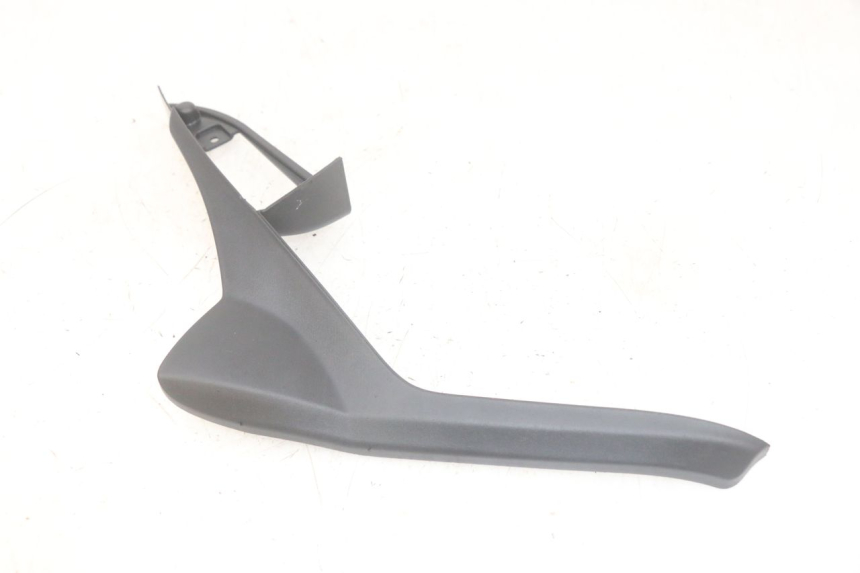 photo de TAPA BAJO ASIENTO DERECHO PIAGGIO MP3 HPE 300 (2019 - 2026) - Vista general del producto