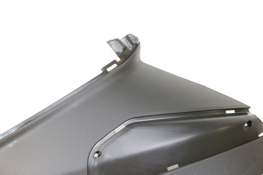photo de TAPA BAJO ASIENTO DERECHO PIAGGIO NRG POWER PUREJET 50 (2018 - 2021)