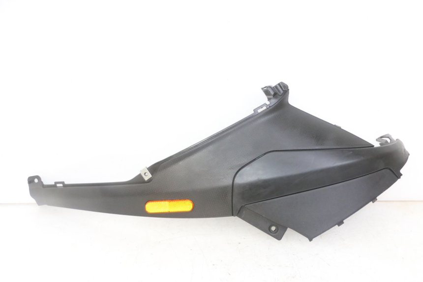 photo de TAPA BAJO ASIENTO DERECHO PIAGGIO NRG POWER PUREJET 50 (2018 - 2021)