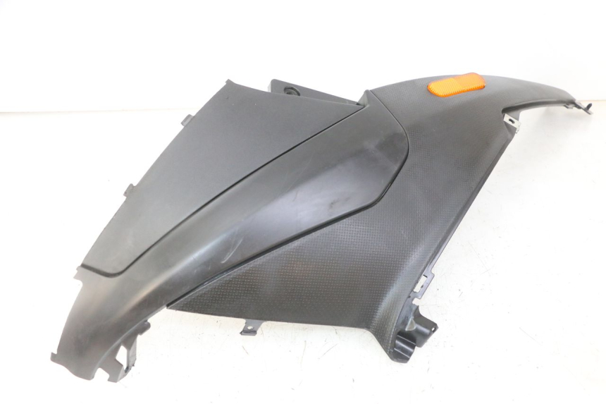 photo de TAPA BAJO ASIENTO DERECHO PIAGGIO NRG POWER PUREJET 50 (2018 - 2021)