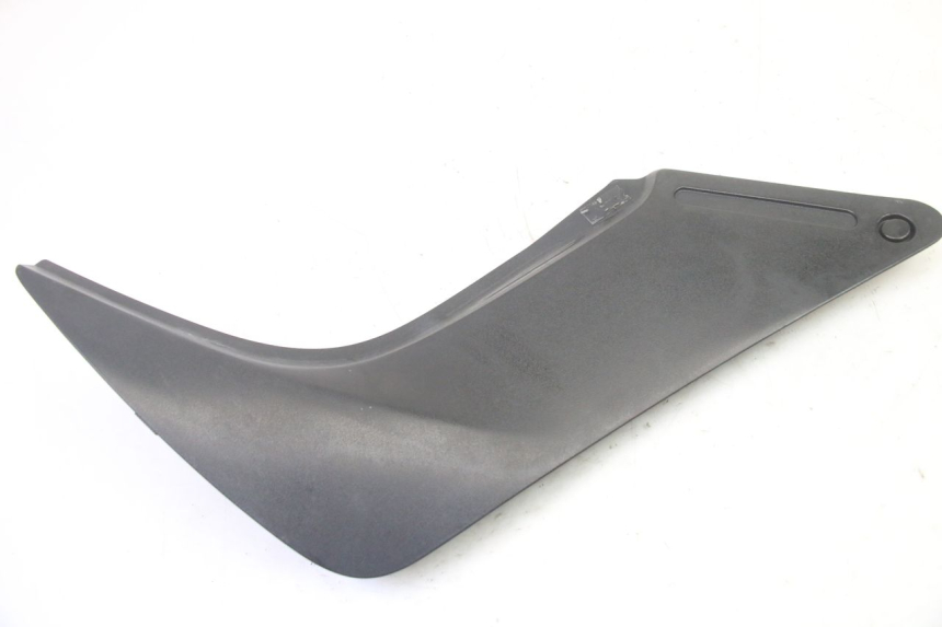 photo de TAPA BAJO ASIENTO DERECHO HONDA NTV DEAUVILLE 650 (2001 - 2006)