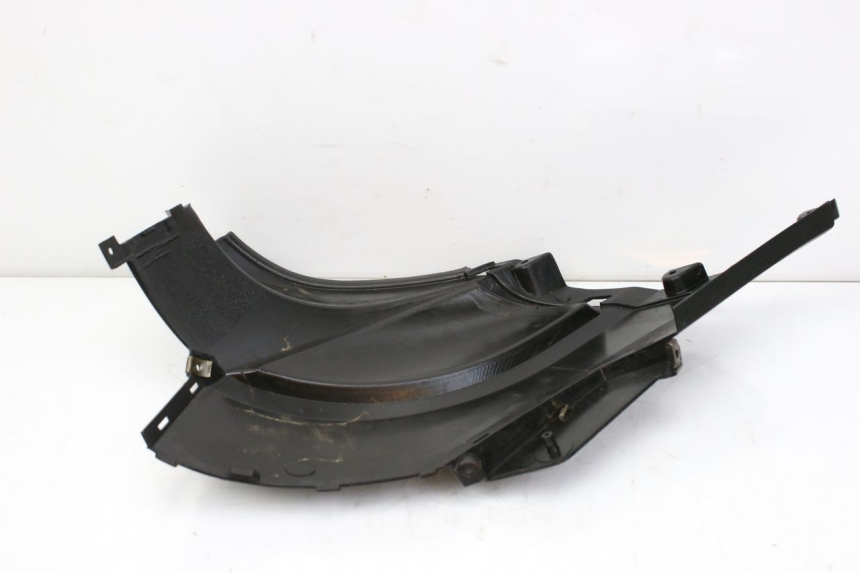 photo de TAPA BAJO EL ASIENTO DERECHO KEEWAY OUTLOOK 125 (2007 - 2013)