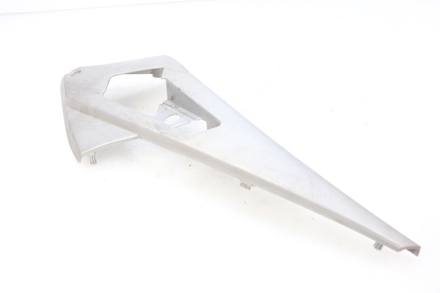 photo de TAPA BAJO EL ASIENTO DERECHO. PEUGEOT GEOPOLIS 400 (2007 - 2013)