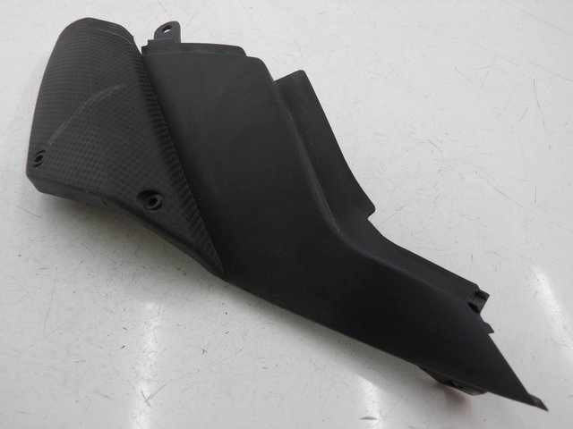 photo de TAPA BAJO ASIENTO DERECHO PEUGEOT JET FORCE CARBU 50 (2003 - 2016)