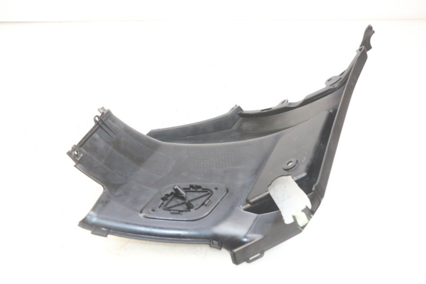 photo de TAPA BAJO EL ASIENTO DERECHO. PEUGEOT KISBEE 2T 50 (2010 - 2017)