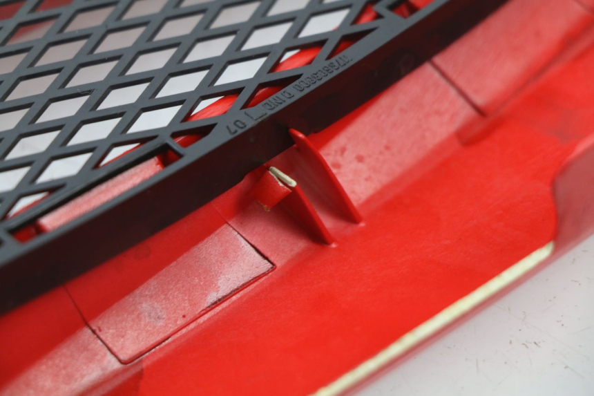 photo de TAPA BAJO ASIENTO DERECHO PEUGEOT SPEEDFIGHT 2 LC 50 (2000 - 2009)