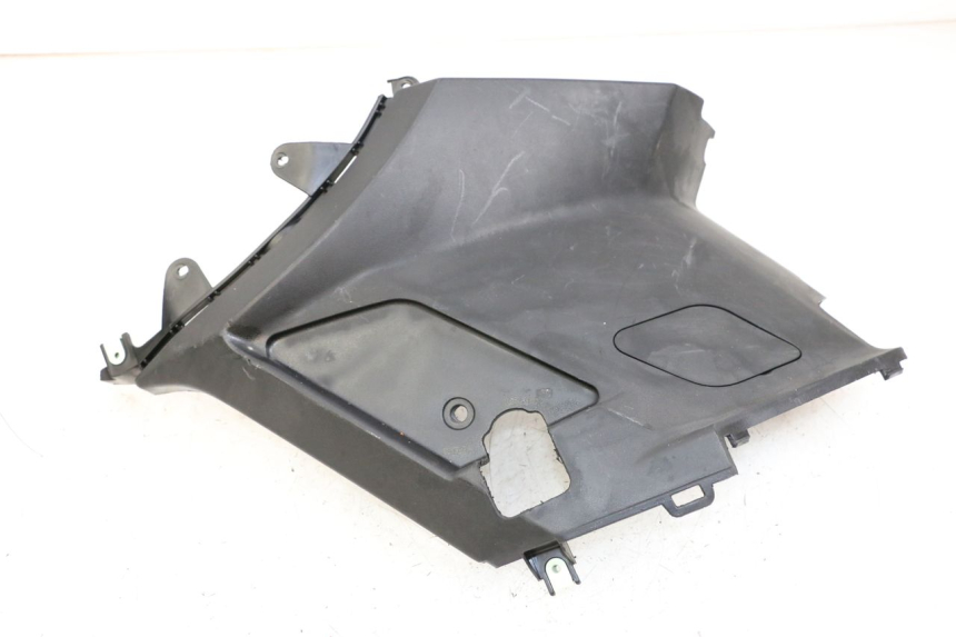 photo de TAPA BAJO ASIENTO DERECHO PEUGEOT STREETZONE 2T 50 (2014 - 2019)