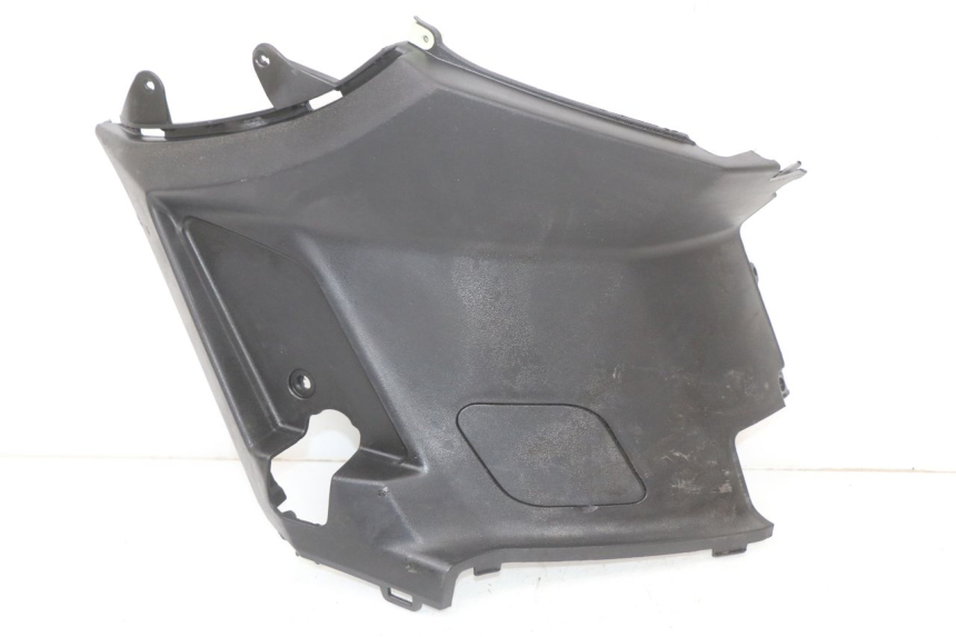 photo de TAPA BAJO ASIENTO DERECHO PEUGEOT STREETZONE I 2T 50 (2018 - 2020)