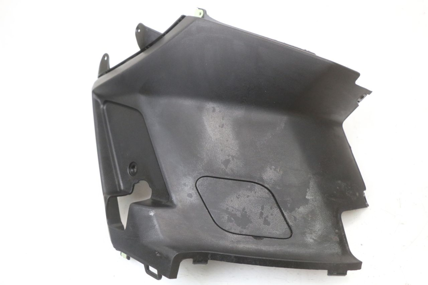 photo de TAPA BAJO ASIENTO DERECHO PEUGEOT STREETZONE I 2T 50 (2018 - 2020)