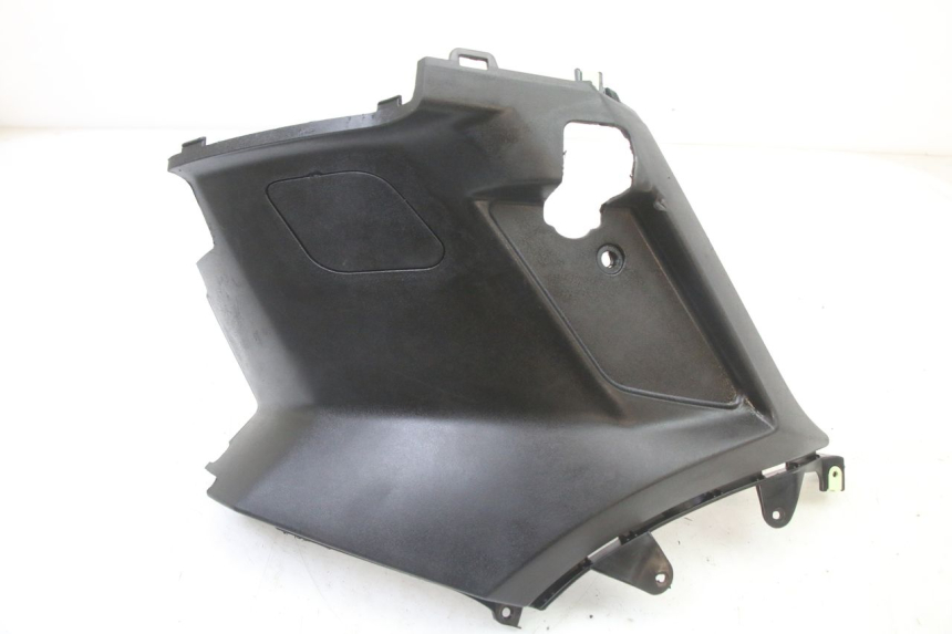 photo de TAPA BAJO ASIENTO DERECHO PEUGEOT STREETZONE I 2T 50 (2018 - 2020)