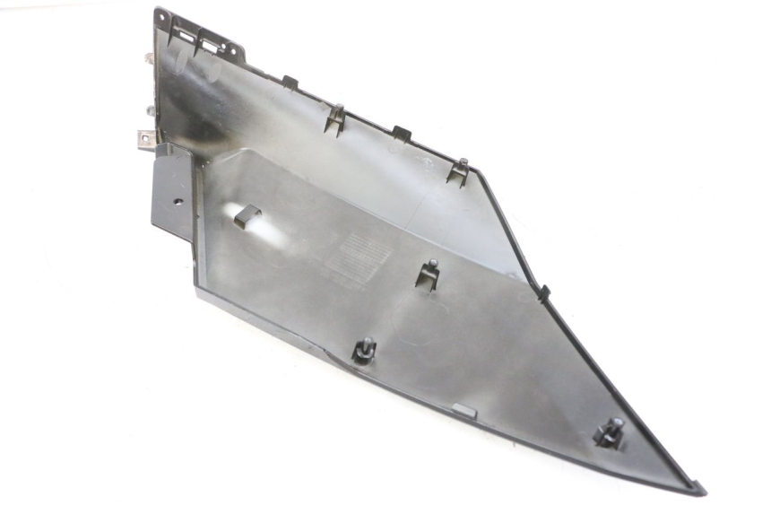 photo de TAPA BAJO EL ASIENTO DERECHO PEUGEOT TWEET 4T 50 (2023 - 2025)
