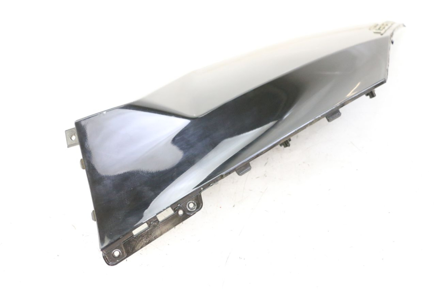 photo de TAPA BAJO EL ASIENTO DERECHO PEUGEOT TWEET 4T 50 (2023 - 2025)