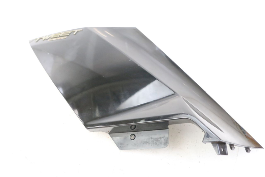 photo de TAPA BAJO EL ASIENTO DERECHO PEUGEOT TWEET 4T 50 (2023 - 2025)