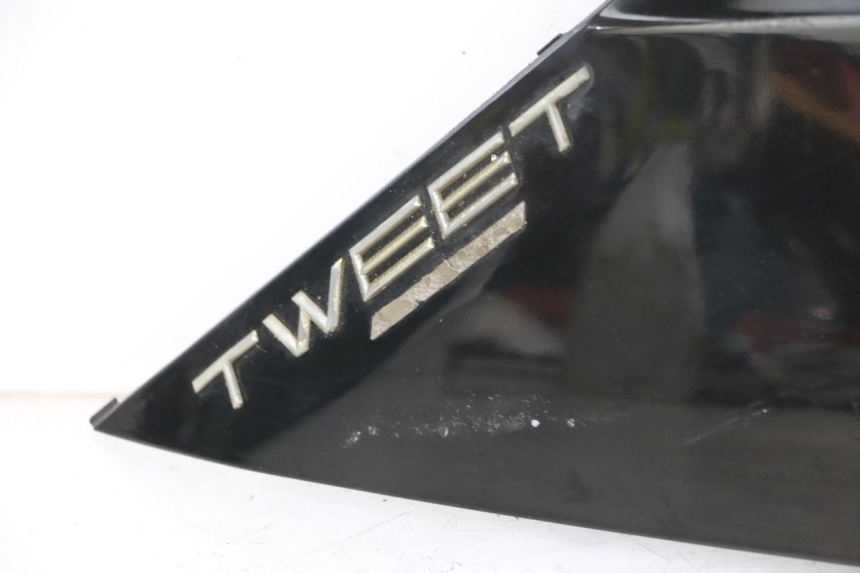 photo de TAPA BAJO EL ASIENTO DERECHO PEUGEOT TWEET 4T 50 (2023 - 2025)