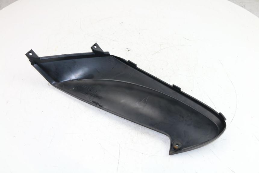 photo de TAPA BAJO ASIENTO DERECHO PIAGGIO FLY 4T 50 (2004 - 2010)