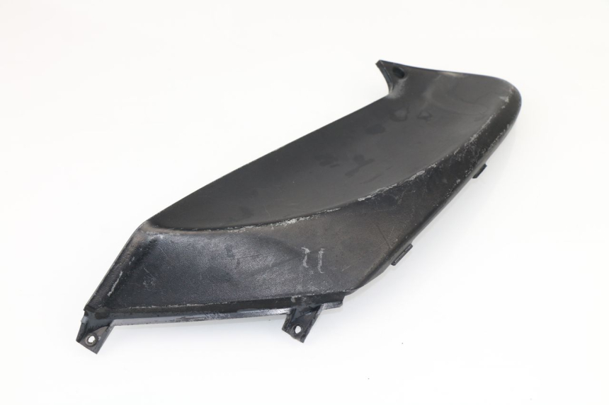 photo de TAPA BAJO ASIENTO DERECHO PIAGGIO FLY 4T 50 (2004 - 2010)