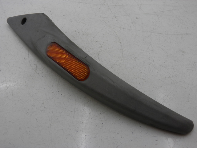 photo de TAPA BAJO ASIENTO DERECHO PIAGGIO LIBERTY 2T 50 (2004 - 2008)