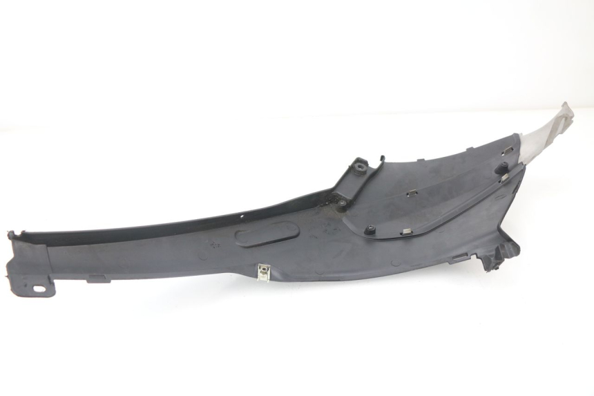 photo de TAPA BAJO ASIENTO DERECHO PIAGGIO NRG 50 (2004 - 2017)