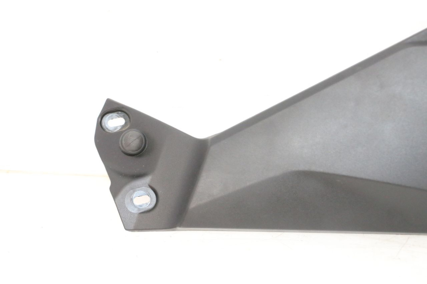 photo de TAPA BAJO ASIENTO DERECHO BMW R GS 1250 (2021 - 2024) - Vista general del producto