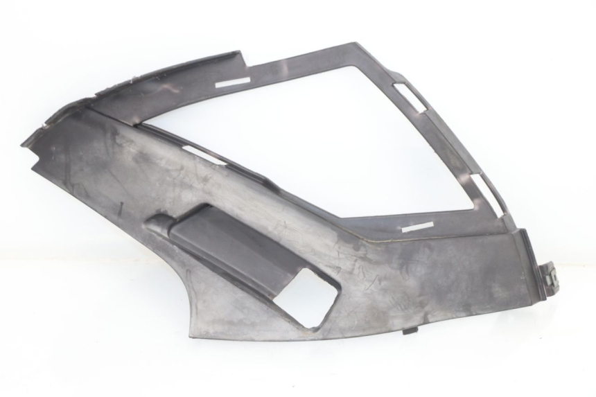 photo de TAPA BAJO ASIENTO DERECHO APRILIA SPORT CITY SPORTCITY 125 (2005 - 2008)
