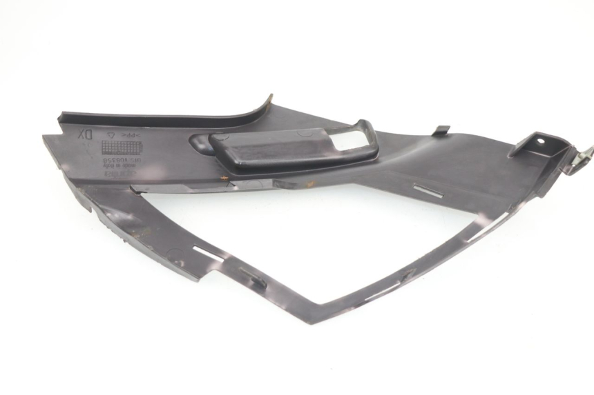 photo de TAPA BAJO ASIENTO DERECHO APRILIA SPORT CITY SPORTCITY 125 (2005 - 2008)