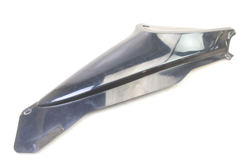 photo de TAPA BAJO ASIENTO DERECHO HONDA ST PAN EUROPEAN 1300 (2002 - 2013)