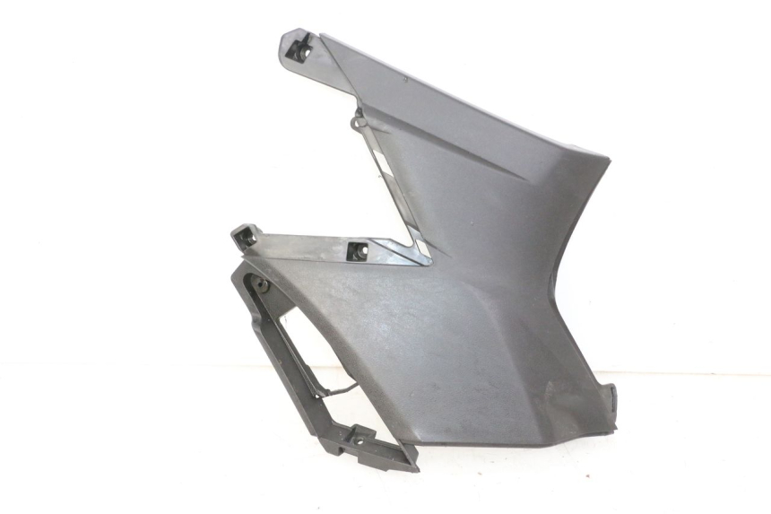 photo de TAPA DEBAJO DEL ASIENTO DERECHO APRILIA SXR 50 (2021 - 2023)