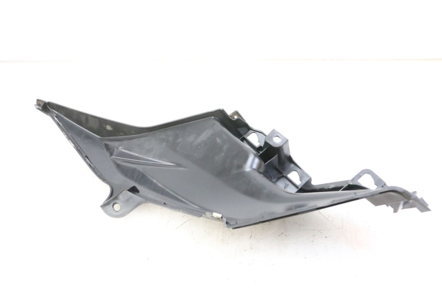 photo de TAPA BAJO EL ASIENTO DERECHO SYM ORBIT III 3 4T 50 (2018 - 2021)