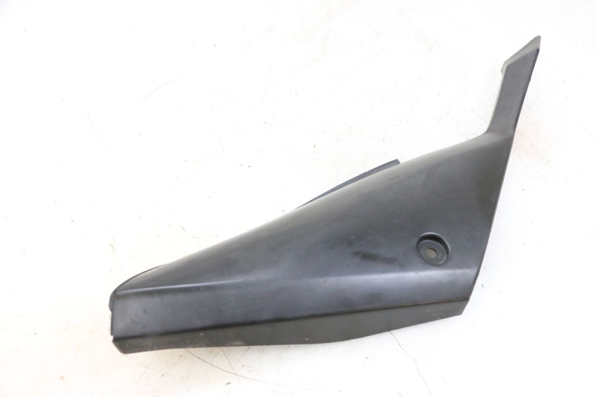 photo de TAPA BAJO ASIENTO DERECHO YAMAHA TZR 50 (2008 - 2016) - Estado de la superficie y material