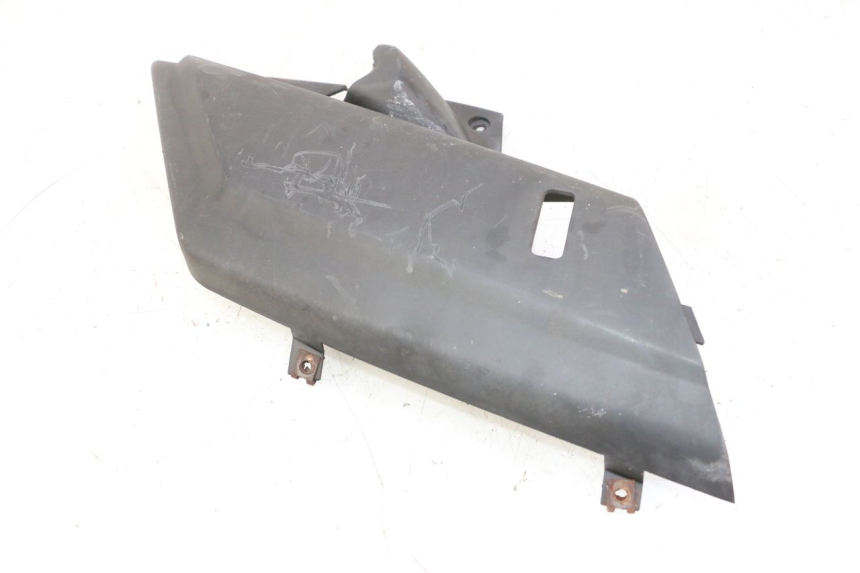 photo de TAPA BAJO EL ASIENTO DERECHO YAMAHA X-MAX XMAX 250 (2006 - 2009)