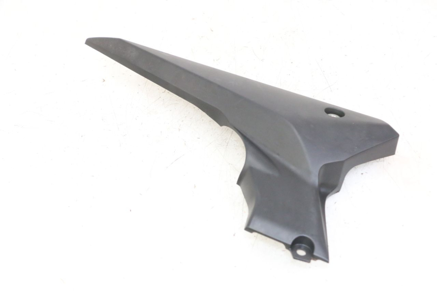 photo de TAPA BAJO ASIENTO DERECHO YAMAHA XJ6 ABS 600 (2008 - 2016)
