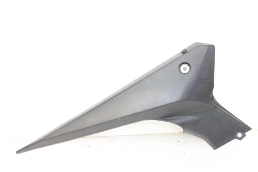 photo de TAPA BAJO ASIENTO DERECHO YAMAHA XJ6 ABS 600 (2008 - 2016)